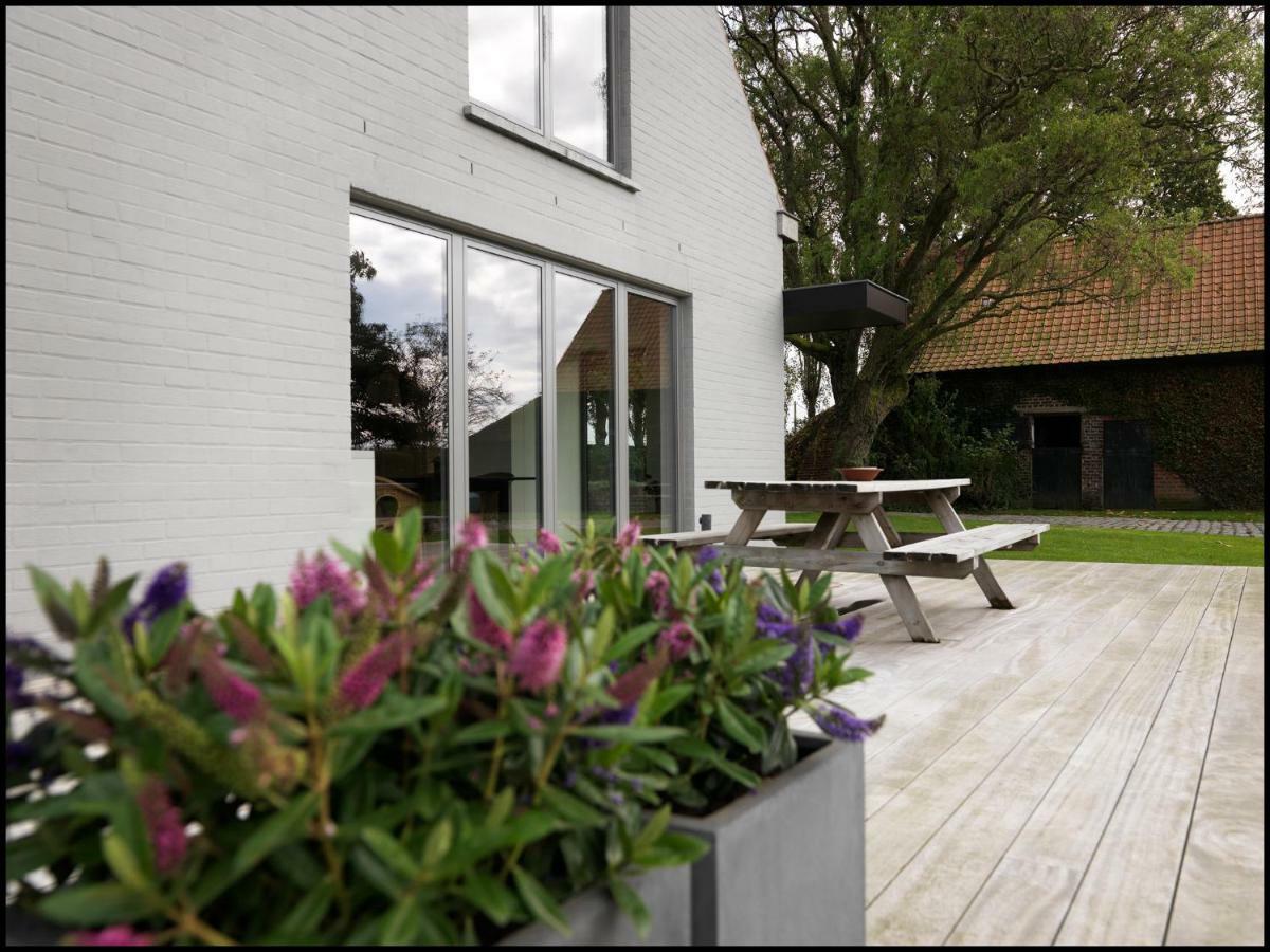 Rooseboom22 Bed & Breakfast Aartrijke Екстериор снимка