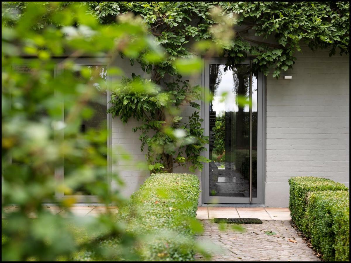 Rooseboom22 Bed & Breakfast Aartrijke Екстериор снимка