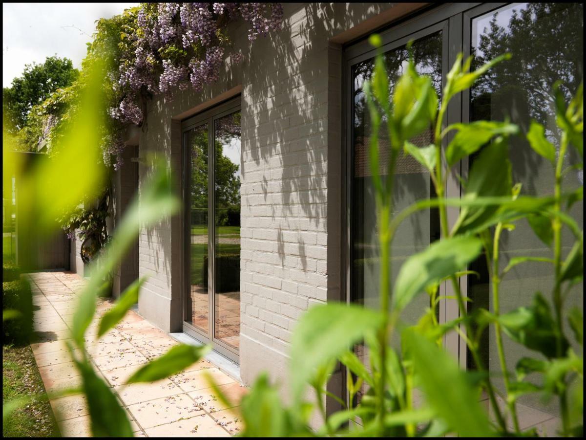 Rooseboom22 Bed & Breakfast Aartrijke Екстериор снимка